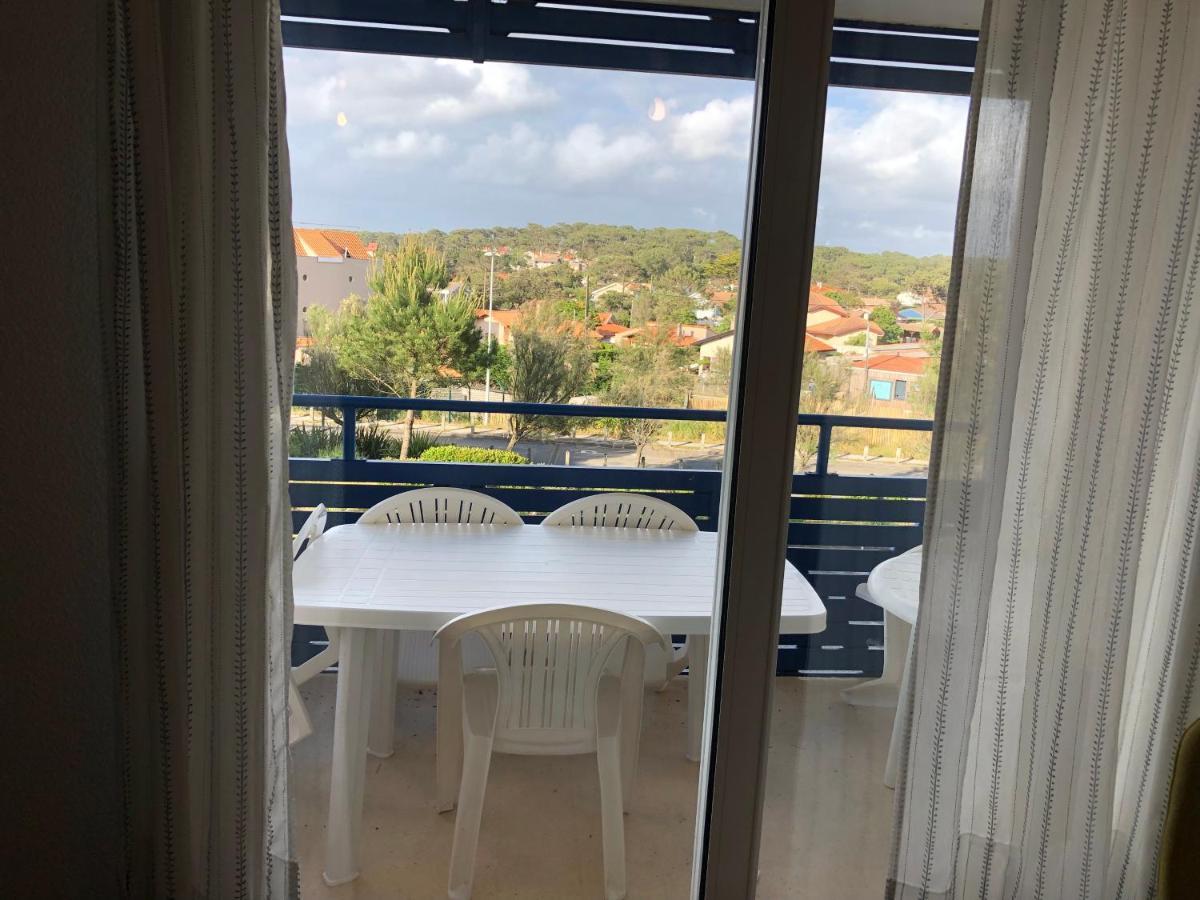 Appartement Climatise Avec Piscine & Mer Bleu Marine Lacanau Bagian luar foto