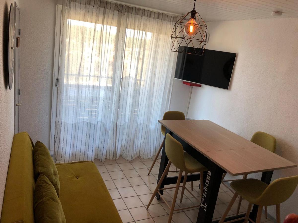 Appartement Climatise Avec Piscine & Mer Bleu Marine Lacanau Bagian luar foto